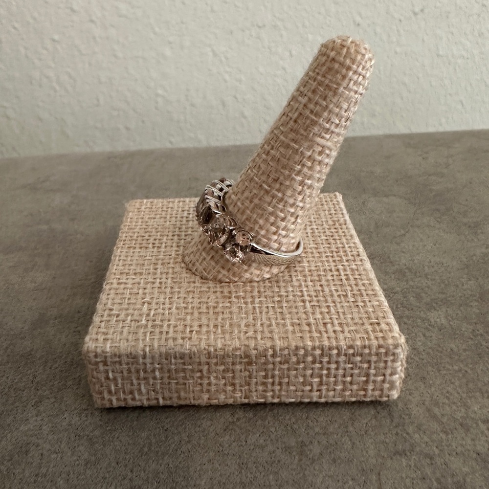 CZ fashion ring by Absolute - Picture 3 of 12